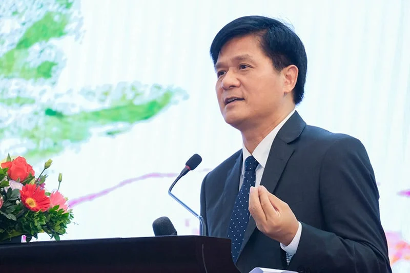 Sầu riêng rớt giá: Trong cái rủi có cái may