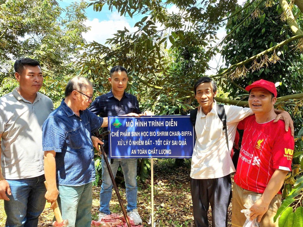 Xuất khẩu sầu riêng bền vững: Cải tạo đất, ‘rửa’ Cadimi
