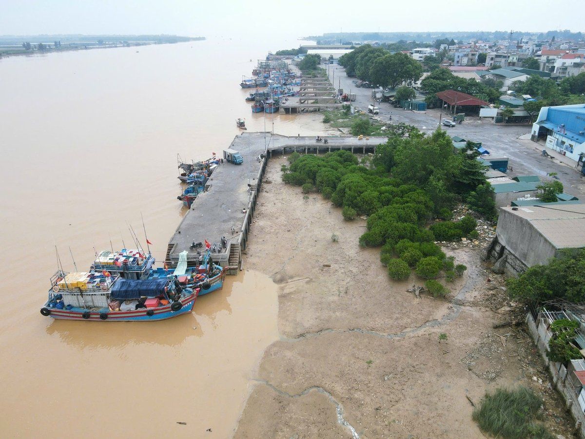 Lao đao nghề biển: [Bài 3] Cảng cá bồi lắng, tàu thuyền mắc cạn